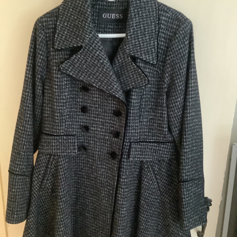 Guess knee length winter coat Size XL